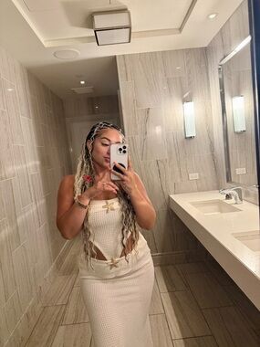 Cream Knit Two-Piece Set with Star Accent